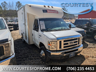 2013 Ford E-350SD