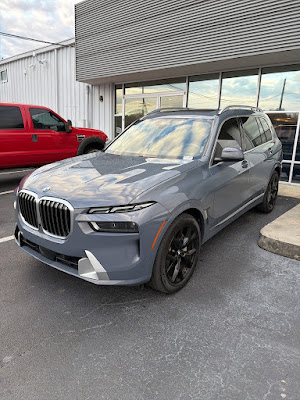 2023 BMW X7