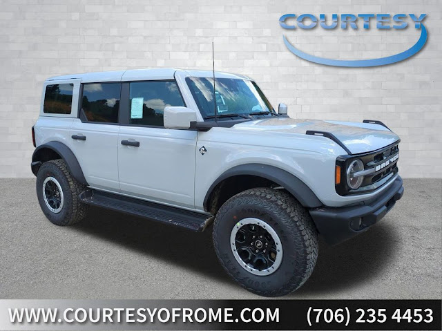 2026 Ford Bronco Outer Banks