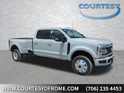 2026 Ford F-450SD Platinum