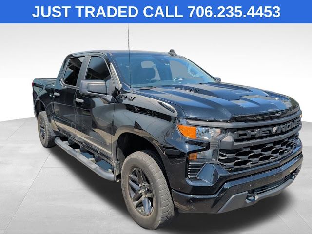 2022 Chevrolet Silverado 1500 Custom Trail Boss