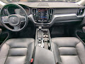 2020 Volvo XC60 T6 Momentum